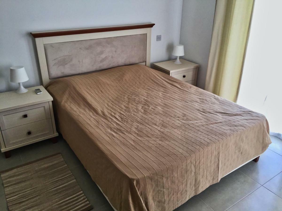 Milos Park Home - Alsancak Karavas  ภายนอก รูปภาพ
