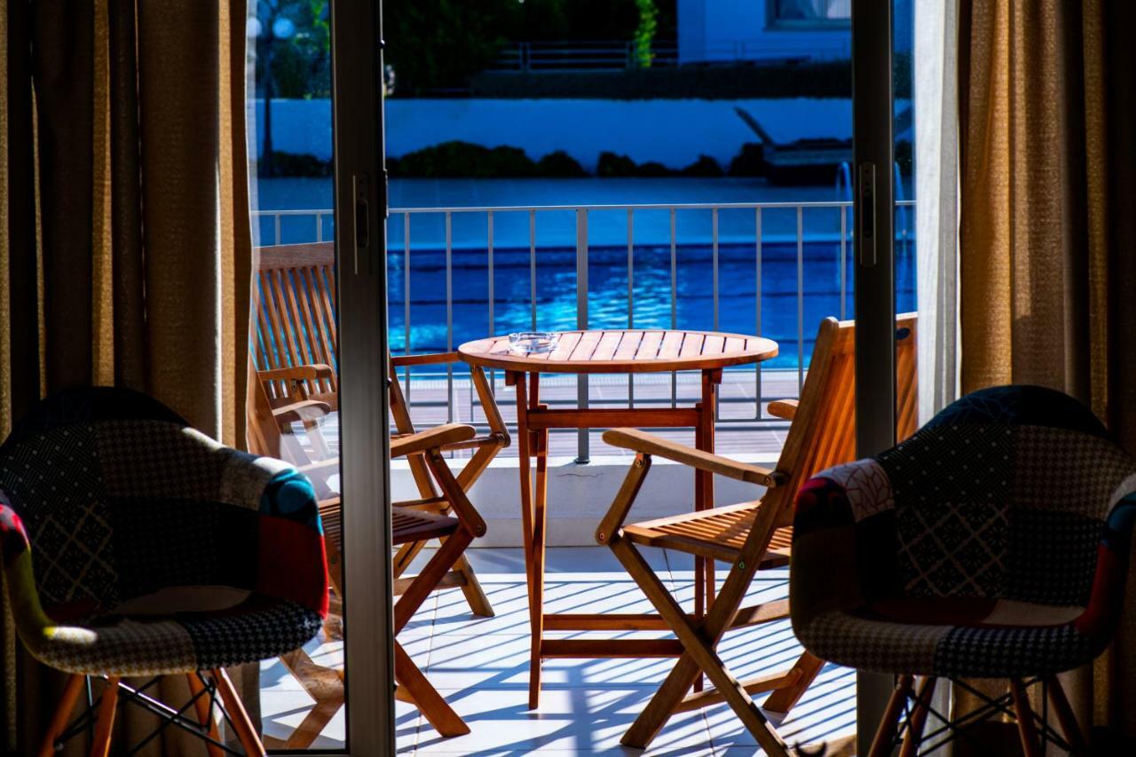 Milos Park Home - Alsancak Karavas  ภายนอก รูปภาพ