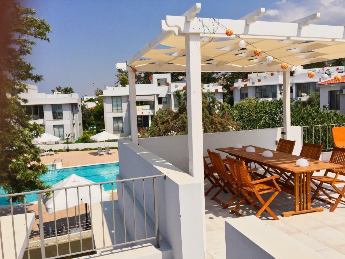 Milos Park Home - Alsancak Karavas  ภายนอก รูปภาพ